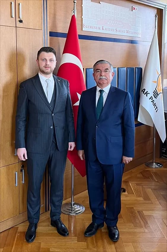 Erdoğan, “Bize Ömer’ler lazım” dedi, Ömer yola çıktı! — görsel 8