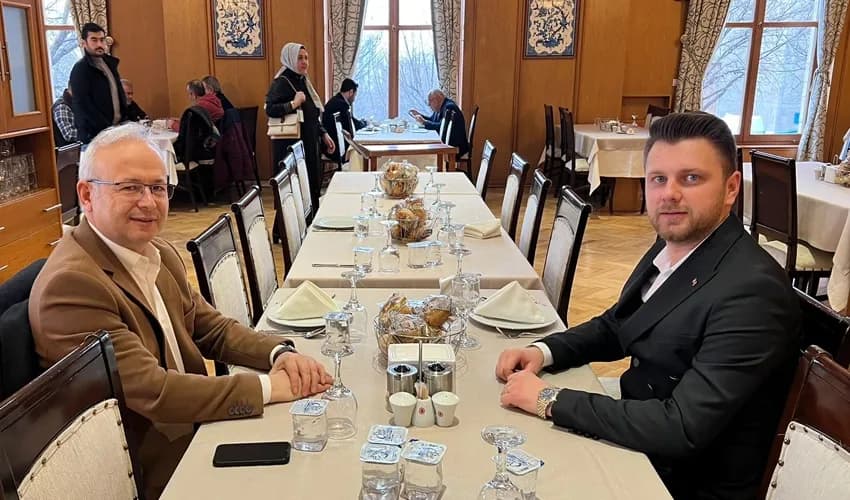 Erdoğan, “Bize Ömer’ler lazım” dedi, Ömer yola çıktı!